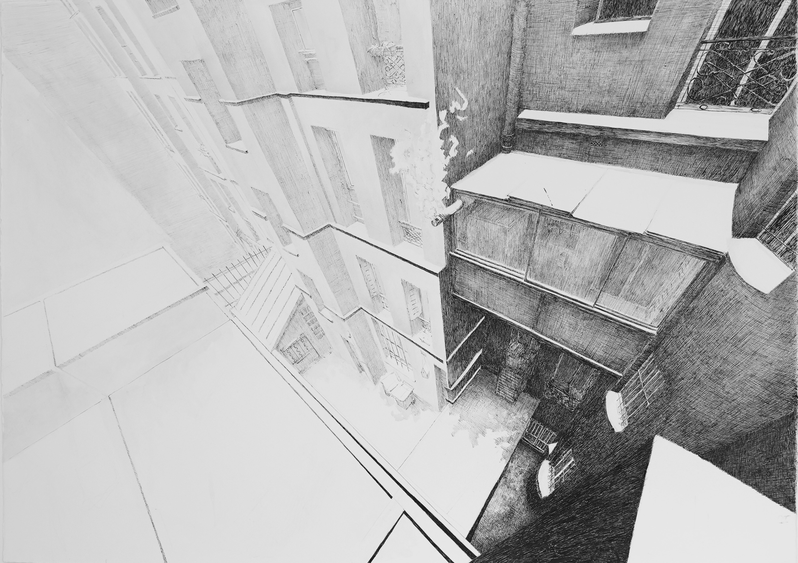 Dessin encre d'une perspective d'immeuble vu en contre plongé depuis une fenêtre oeuvre d'Elena Kulich