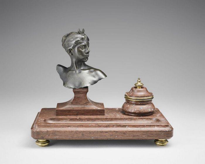 objet-henner-Encrier-marbre-buste-Diane-de-Falguière-2014-0-62-a
