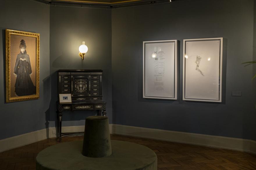 salon colonnes oeuvres adrien van melle henner