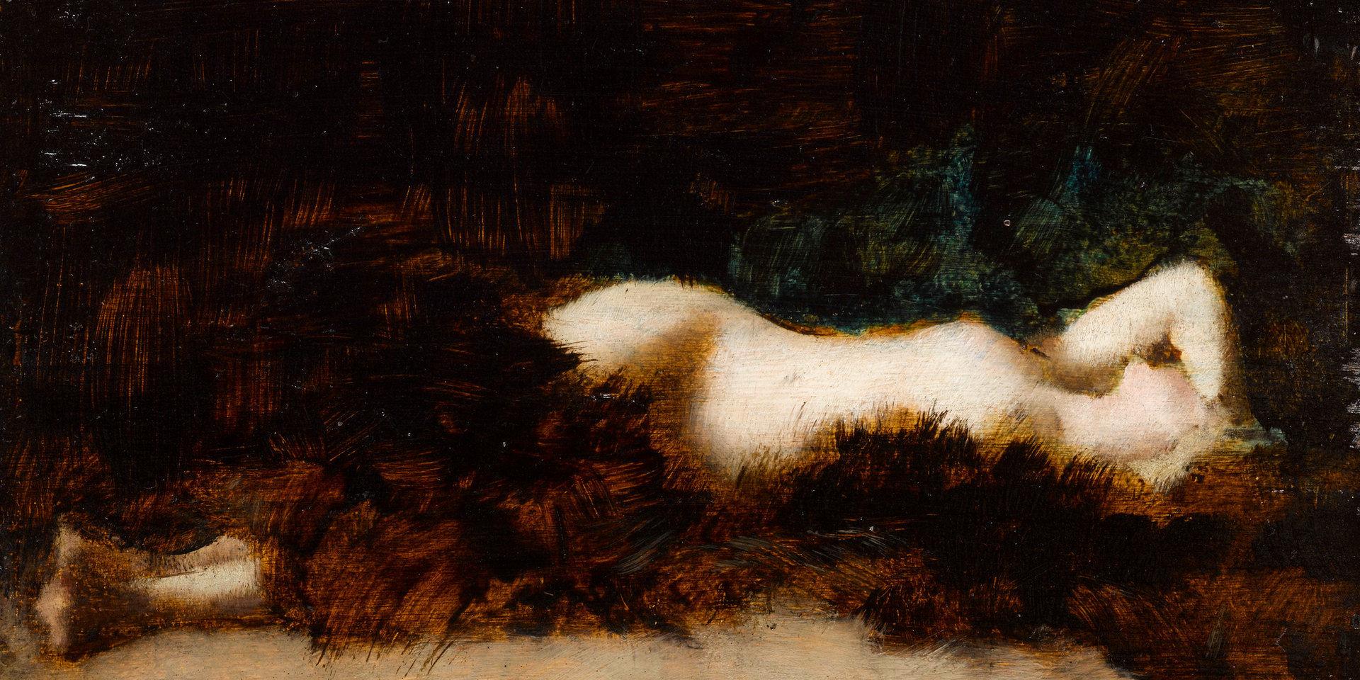 Femme nue couchée dans une fourrure